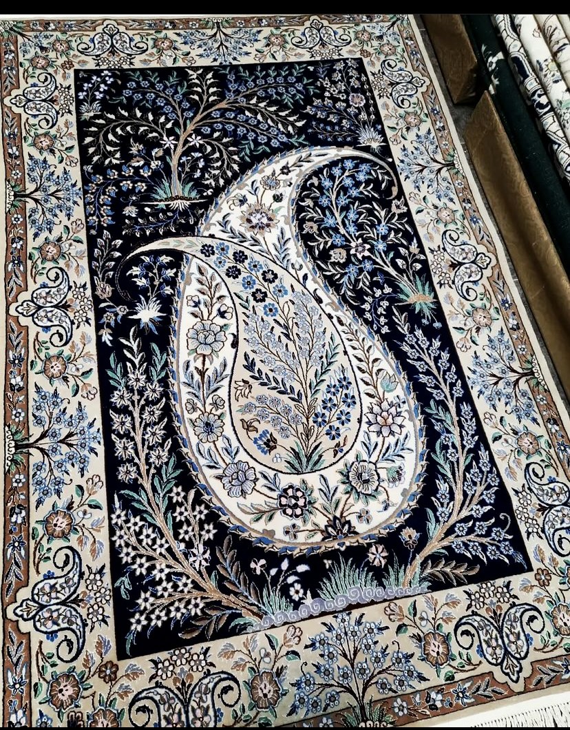 Startseite / Handgeknüpfte Teppiche / Bote Jeghe