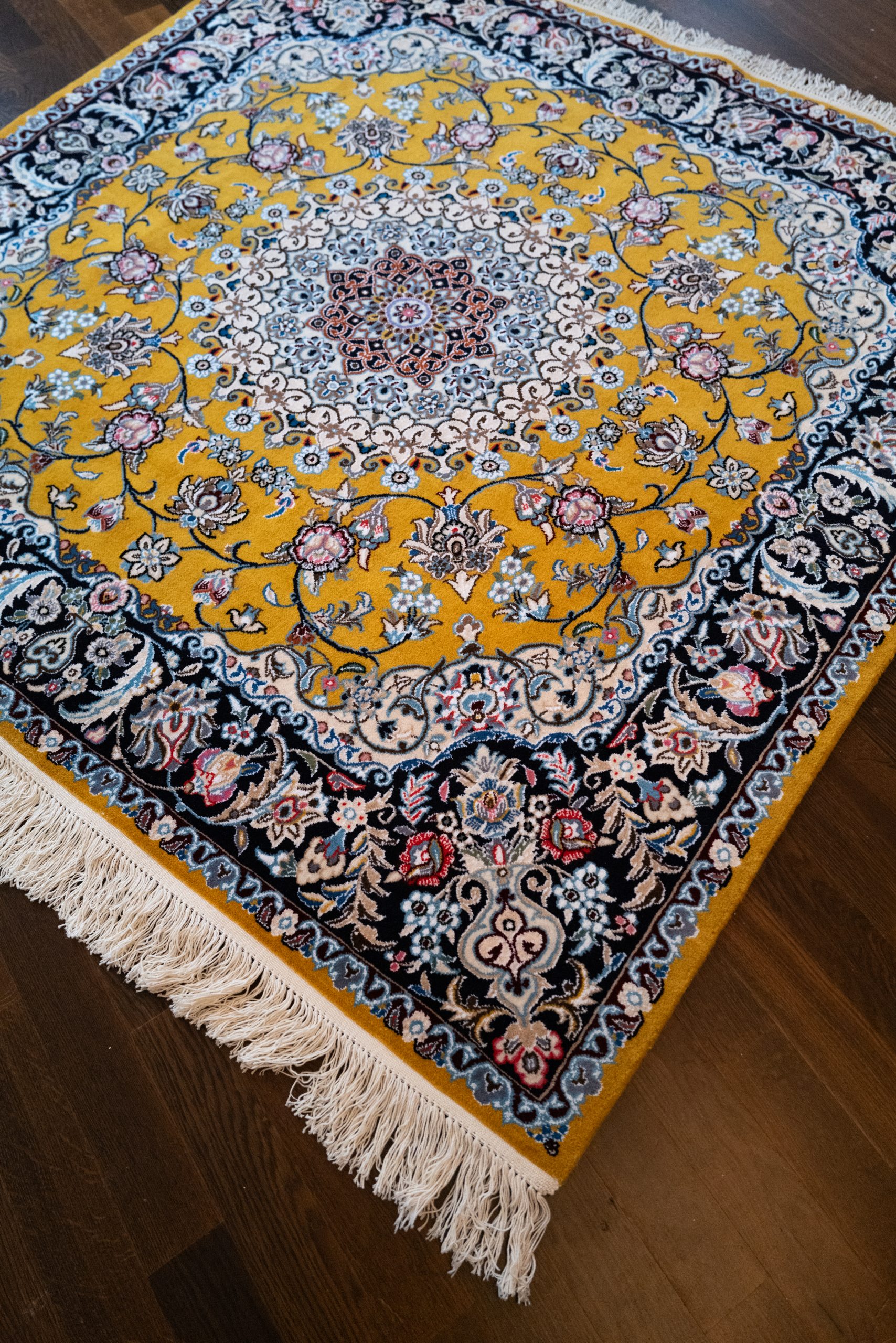 NAIN 9LA BALU 200×1900 cm